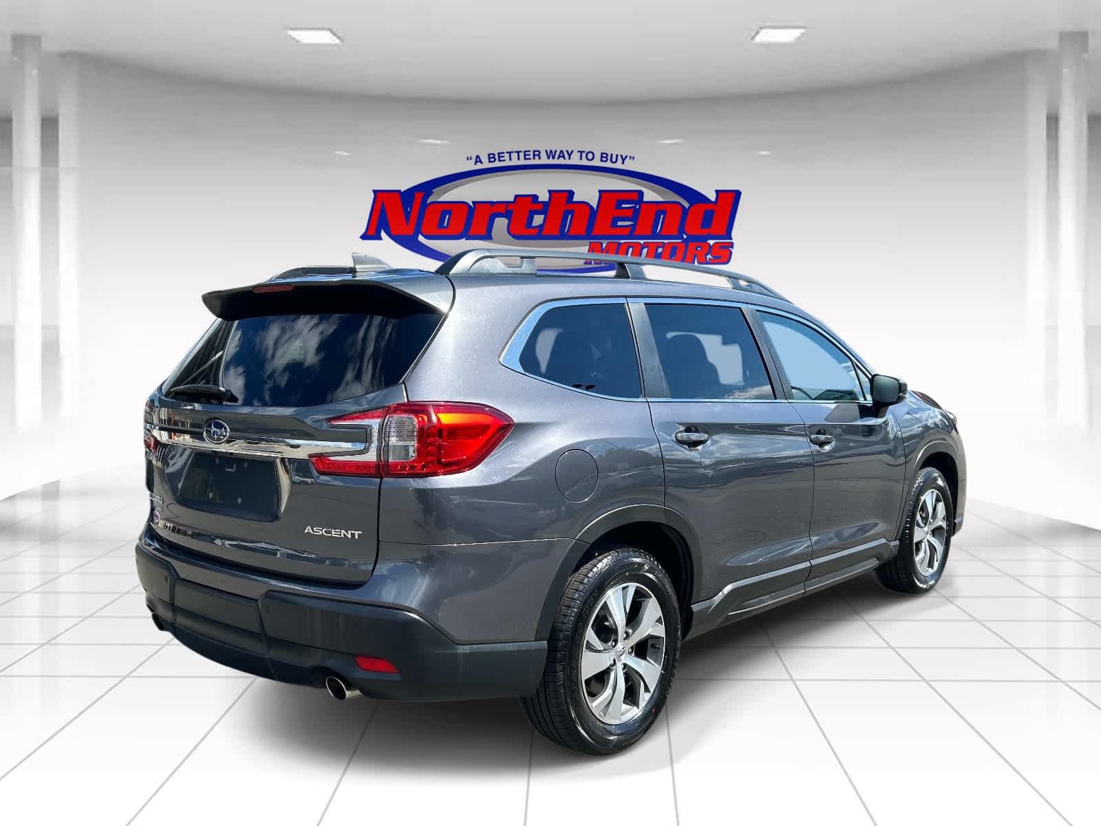 Used 2025 Subaru Ascent Premium AWD/4WD image 3