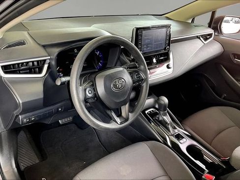 Used 2021 Toyota Corolla LE FWD image 14