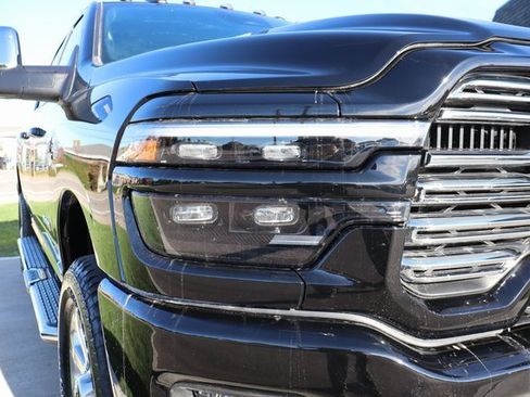 Used 2025 RAM 2500 Laramie w/ Sport Appearance Package image 5