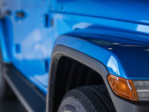 New 2026 Jeep Wrangler Sahara image 15