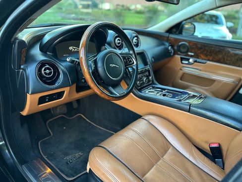 Used 2011 Jaguar XJ L Supercharged image 77