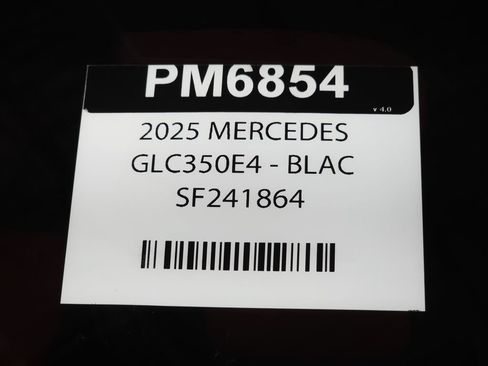 Used 2025 Mercedes-Benz GLC 350e 4MATIC image 38