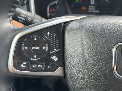 Used 2018 Honda CR-V Touring image 16