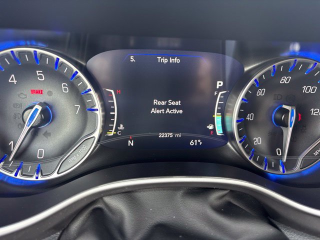 Used 2026 Chrysler Pacifica Select FWD image 10