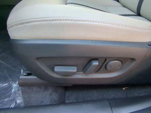 Used 2026 MAZDA CX-90 3.3 Turbo w/ Preferred Package AWD/4WD image 12