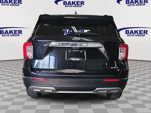 Used 2021 Ford Explorer XLT w/ Equipment Group 202A AWD/4WD image 6