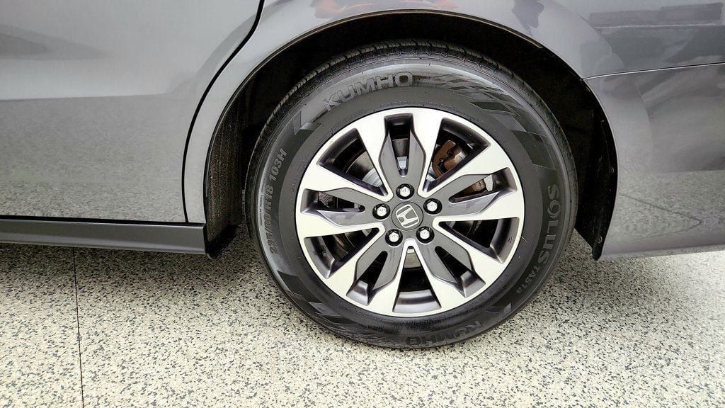 Used 2024 Honda Odyssey EX-L image 9
