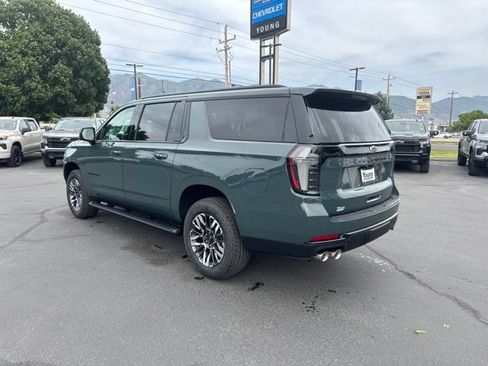 New 2026 Chevrolet Suburban Z71 w/ Comfort Package AWD/4WD image 5