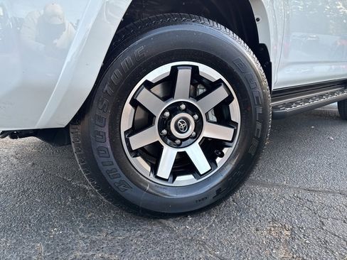 Used 2023 Toyota 4Runner TRD Off-Road image 2