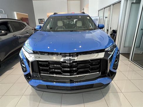 New 2026 Chevrolet Equinox ACTIV AWD/4WD image 8