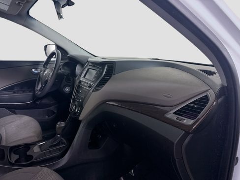 Used 2018 Hyundai Santa Fe Sport image 29