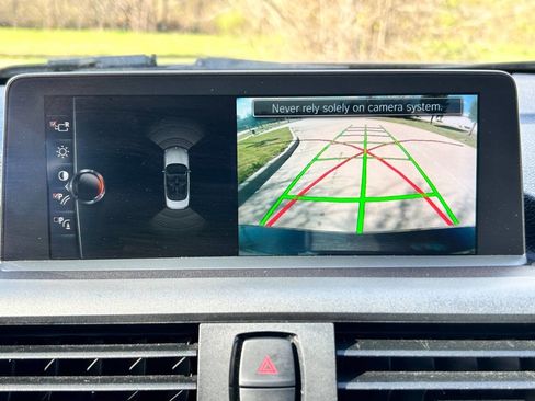 Used 2017 BMW 230i Convertible image 21