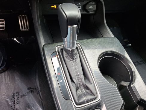 Used 2022 Honda Civic Sport image 14