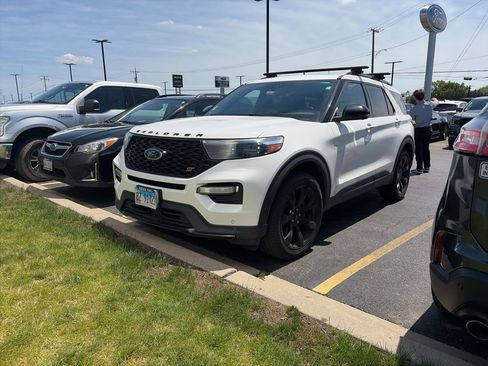 Used 2020 Ford Explorer ST w/ ST Street Pack AWD/4WD image 2