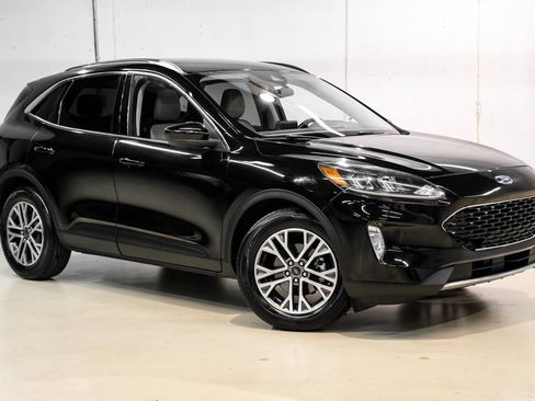 Used 2021 Ford Escape SEL image 6