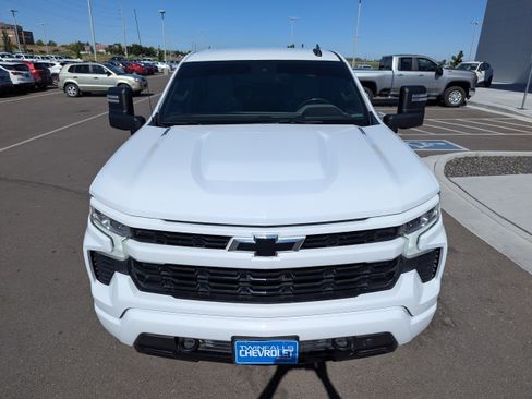 Used 2024 Chevrolet Silverado 1500 RST AWD/4WD image 6