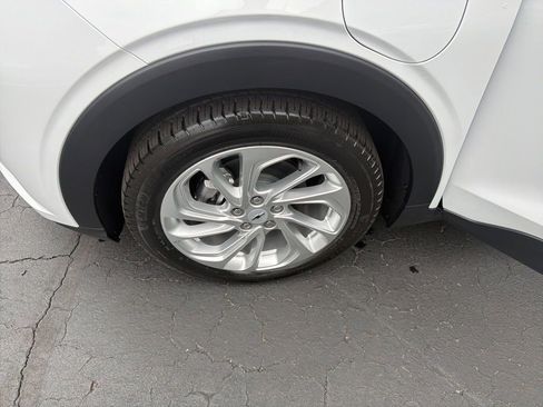 New 2027 Chevrolet Bolt LT FWD image 14