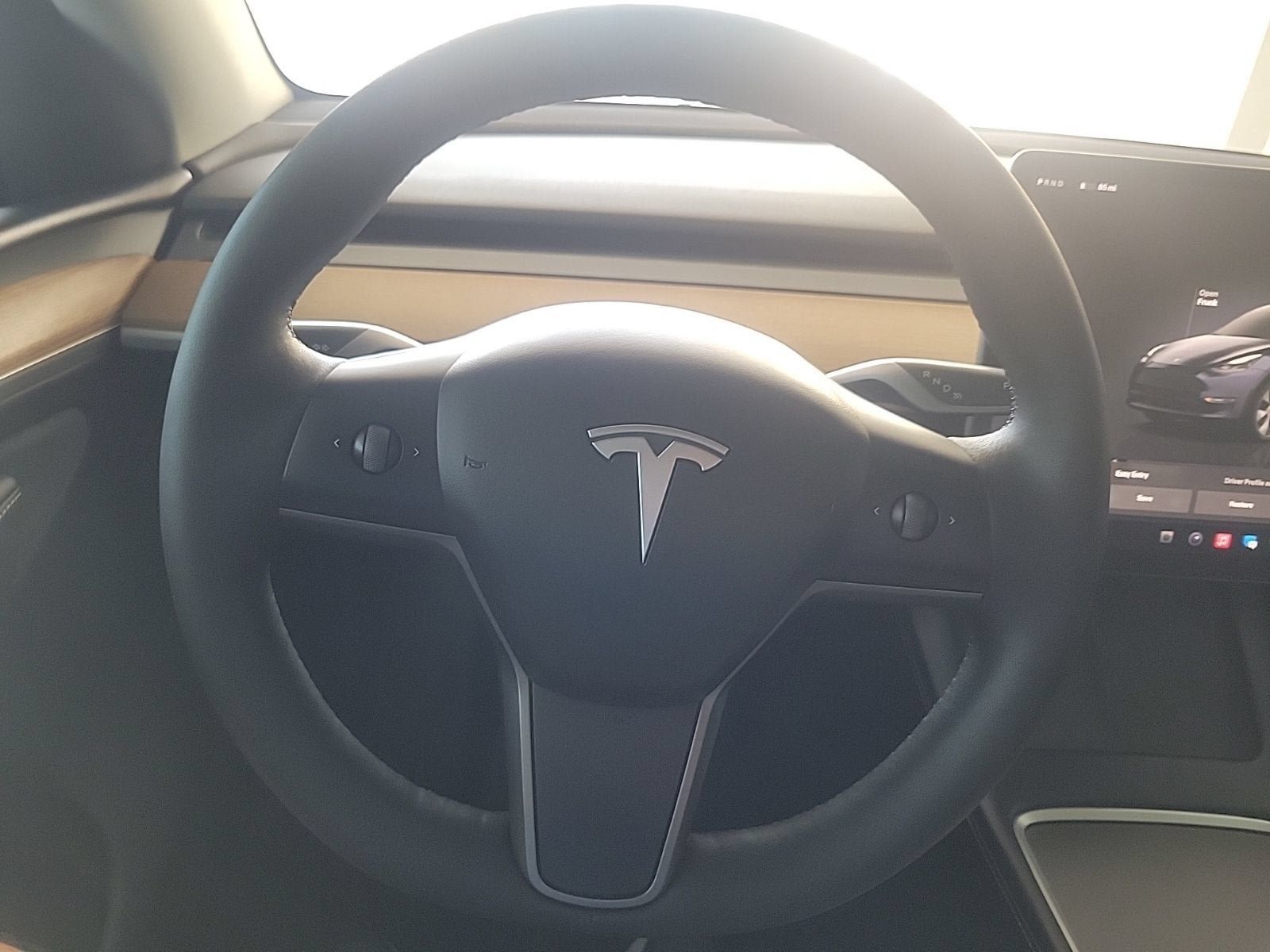 Used 2023 Tesla Model Y Long Range AWD/4WD image 21