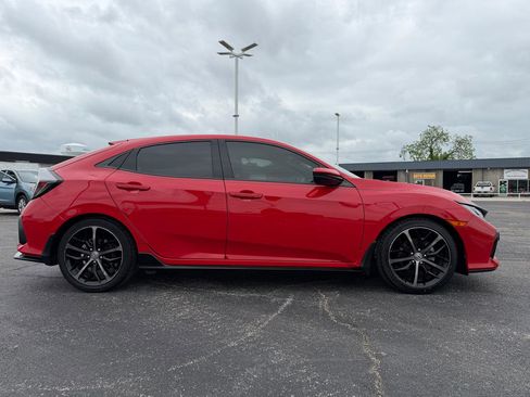 Used 2020 Honda Civic Sport image 4