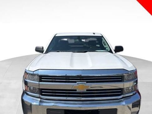 Used 2015 Chevrolet Silverado 2500 LT image 2