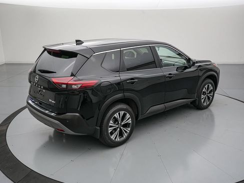 Used 2023 Nissan Rogue SV AWD/4WD image 4