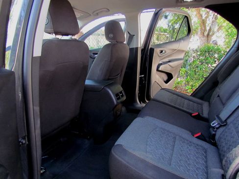 Used 2023 Chevrolet Equinox LT image 20