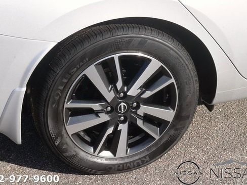 New 2025 Nissan Versa SV w/ Trunk Package image 7