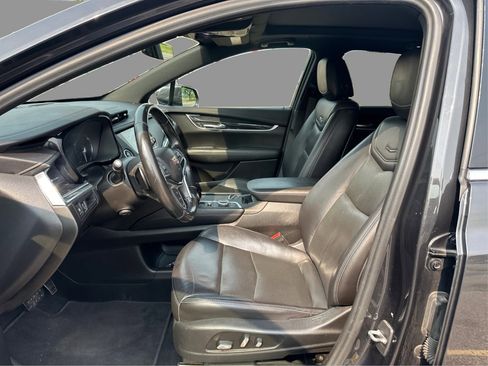 Used 2020 Cadillac XT5 Premium Luxury FWD image 32