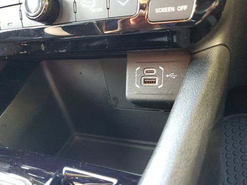Used 2025 Jeep Compass Trailhawk AWD/4WD image 33