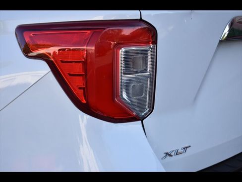 Used 2021 Ford Explorer XLT w/ Equipment Group 202A image 50