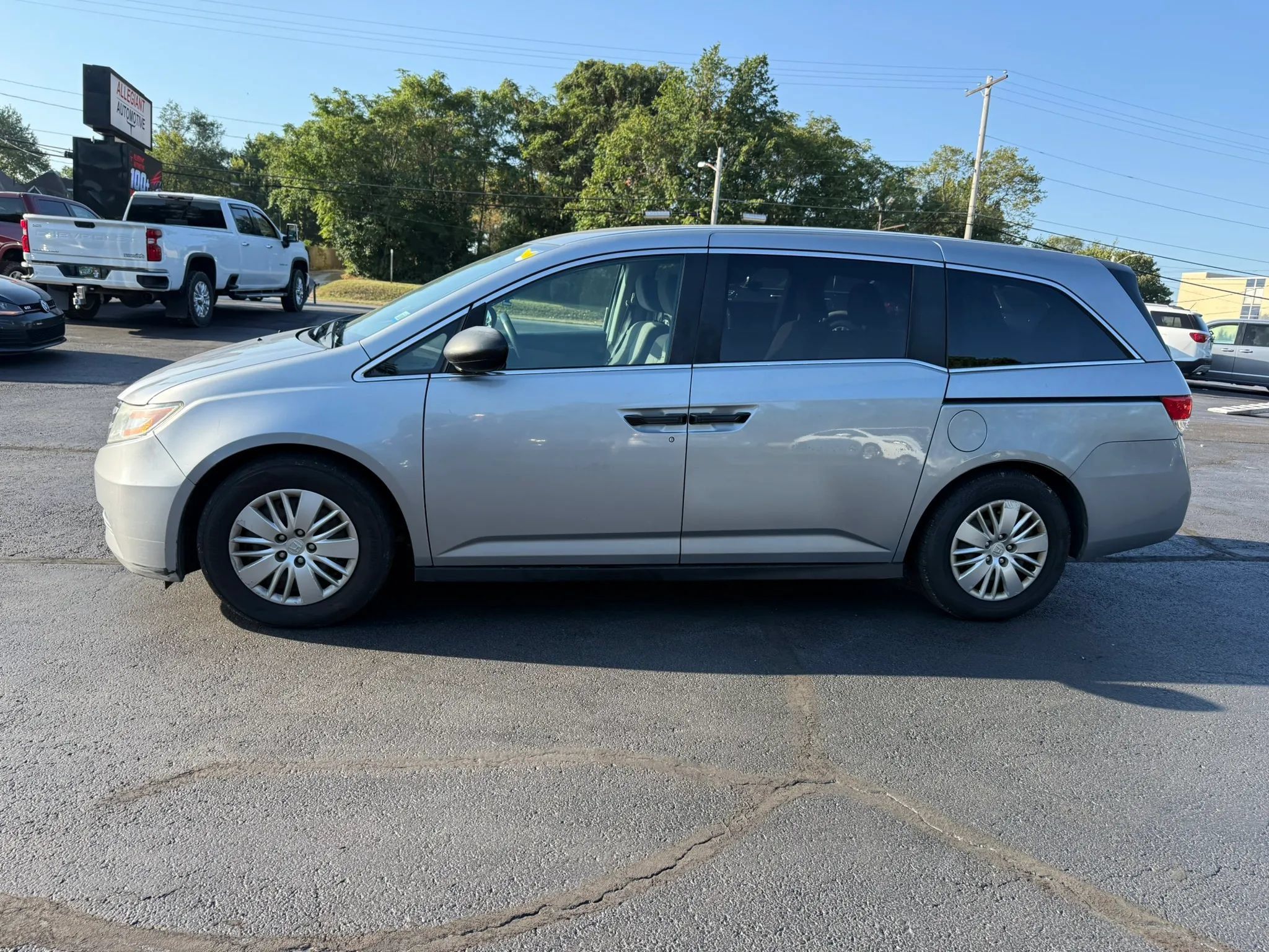 Used 2016 Honda Odyssey LX image 4