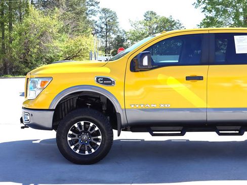 Used 2016 Nissan Titan PRO-4X image 5