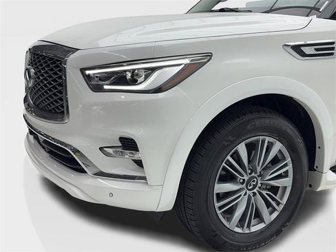 Used 2023 INFINITI QX80 Luxe w/ Cargo Package image 6