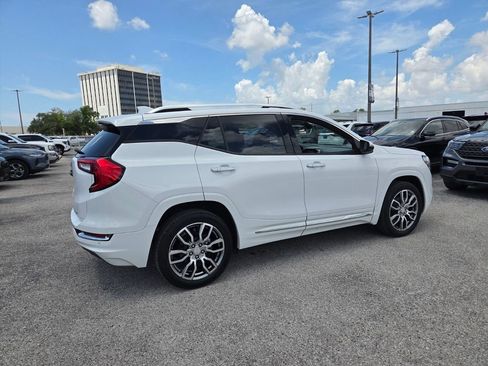 Used 2023 GMC Terrain Denali w/ Denali Premium Package AWD/4WD image 15