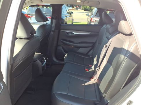 Certified 2023 INFINITI QX50 Luxe AWD/4WD image 13