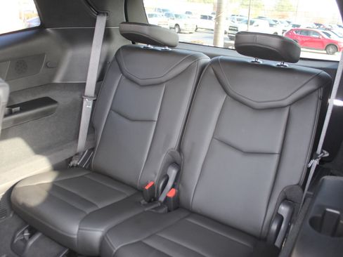 Used 2020 Cadillac XT6 Premium Luxury image 30