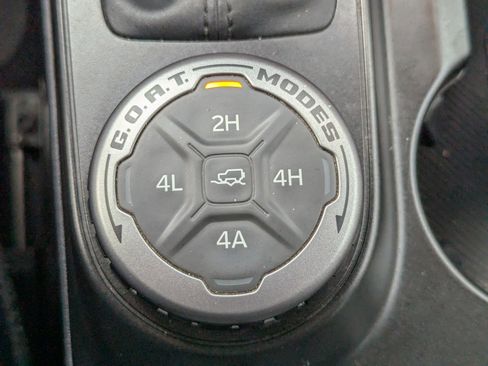 Used 2021 Ford Bronco Badlands image 26