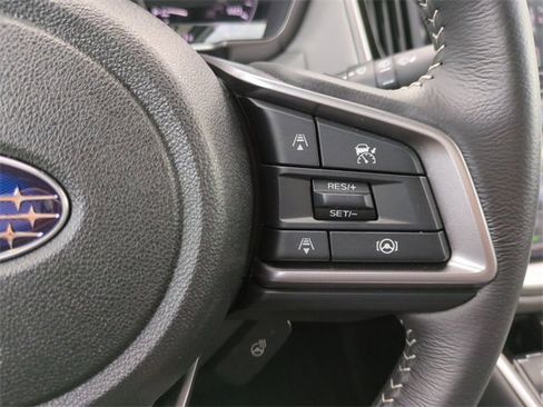 Used 2025 Subaru Outback Limited image 31