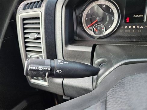 Used 2018 RAM 1500 Express w/ Express Value Package image 12