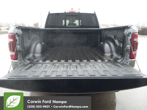 Used 2022 RAM 1500 Limited w/ Body Color Bumper Group image 27