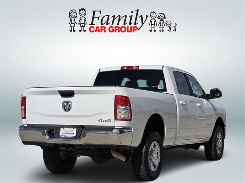 Used 2022 RAM 2500 Big Horn w/ Cold Weather Group image 4