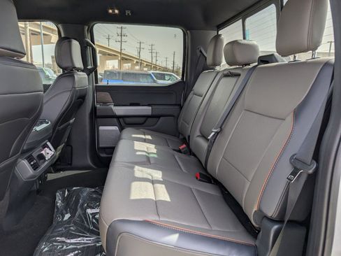 New 2025 Ford F150 Lariat w/ Equipment Group 501A Mid image 26