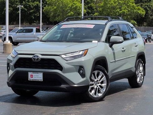 Used 2023 Toyota RAV4 XLE Premium FWD image 2