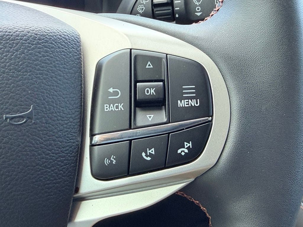New 2026 Ford Explorer Active RWD image 21