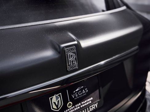 Used 2026 Rolls-Royce Cullinan Black Badge AWD/4WD image 12