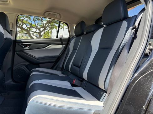 Used 2019 Subaru Crosstrek Hybrid w/ Moonroof Package w/Navigation AWD/4WD image 10