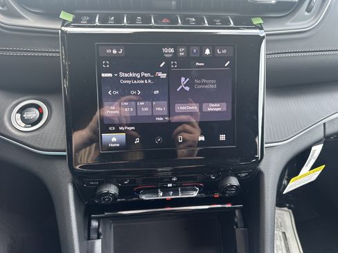 New 2025 Jeep Grand Cherokee Laredo X w/ Luxury Tech Group I image 25