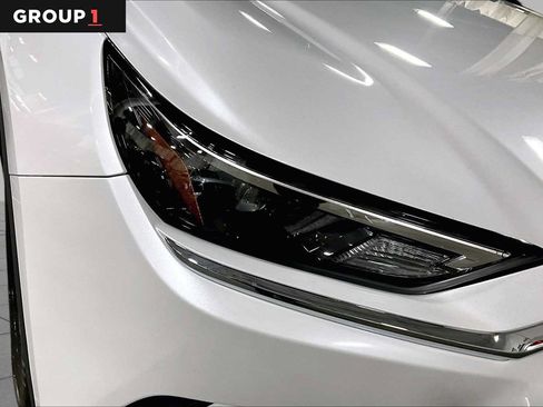 Certified 2025 Toyota Grand Highlander AWD image 28