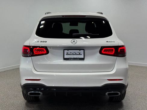 Used 2022 Mercedes-Benz GLC 300 4MATIC image 32