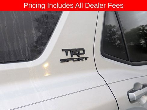 Used 2025 Toyota 4Runner TRD Sport AWD/4WD image 8